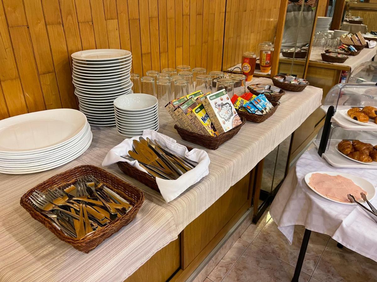 菲斯塔布拉瓦酒店 安道尔城 外观 照片